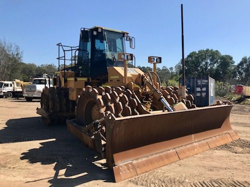 CATERPILLAR_825G