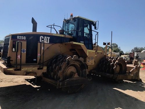CATERPILLAR_825G